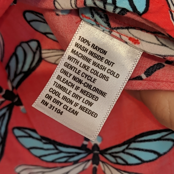 Crown & Ivy dragonfly 3/4 sleeve peasant top - Picture 5 of 7